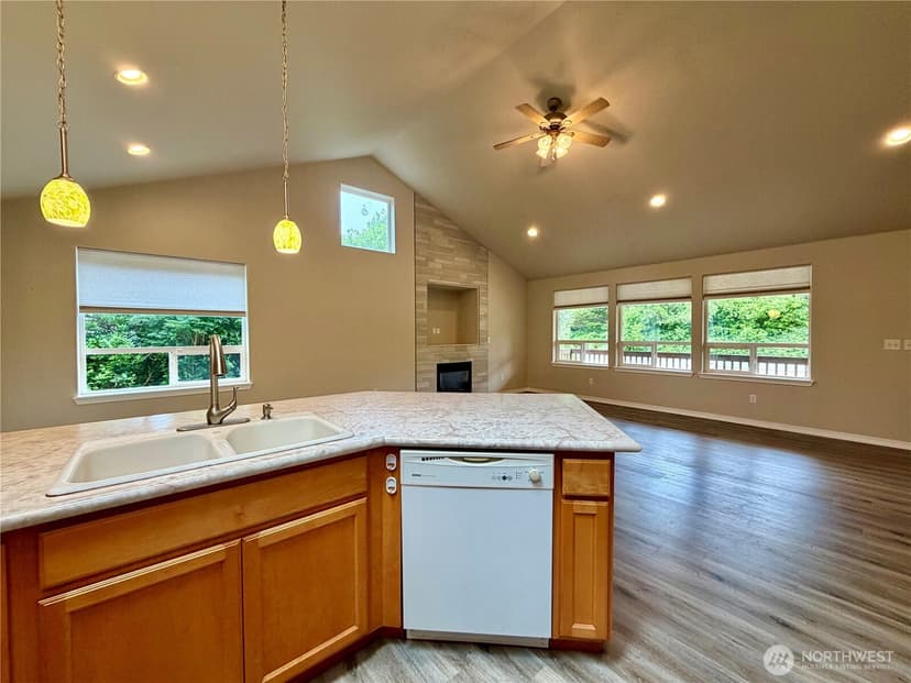 Property photo for 224 S Oar Loop SW, Ocean Shores photo 16