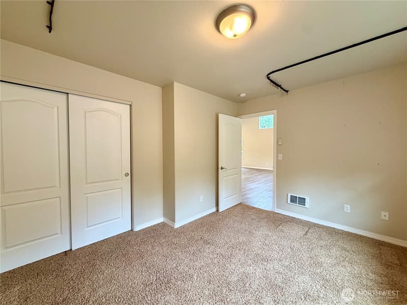 Property photo for 224 S Oar Loop SW, Ocean Shores photo 19