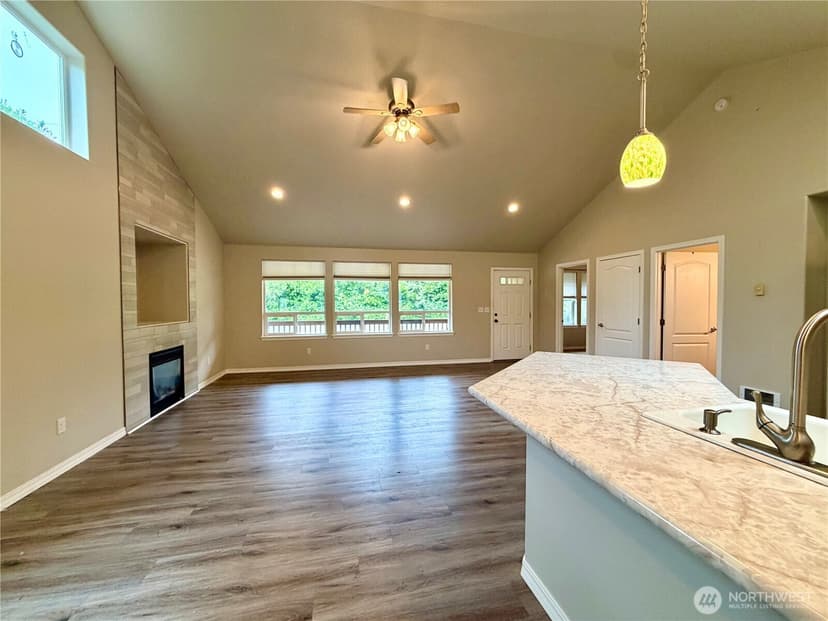 Property photo for 224 S Oar Loop SW, Ocean Shores photo 12