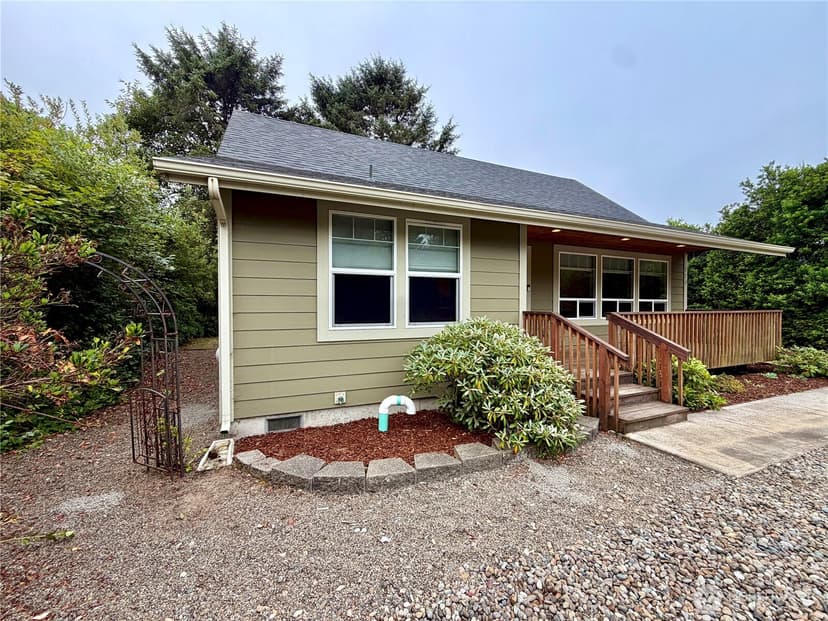 Property photo for 224 S Oar Loop SW, Ocean Shores photo 4