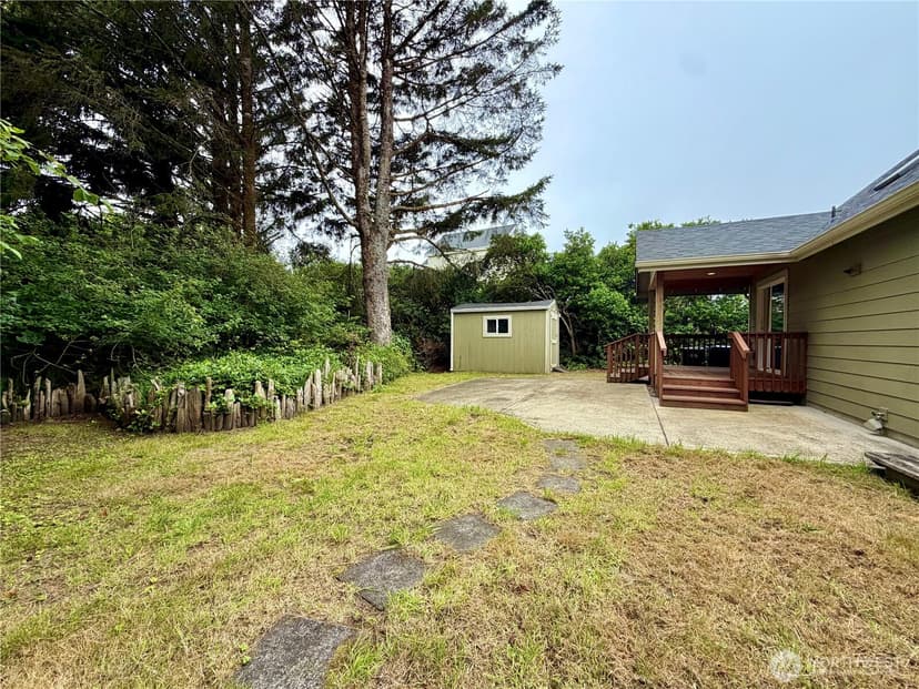 Property photo for 224 S Oar Loop SW, Ocean Shores photo 33