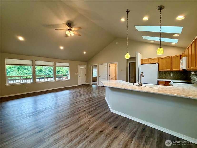 Property photo for 224 S Oar Loop SW, Ocean Shores photo 13