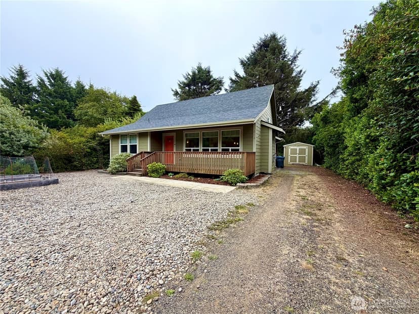 Property photo for 224 S Oar Loop SW, Ocean Shores photo 2