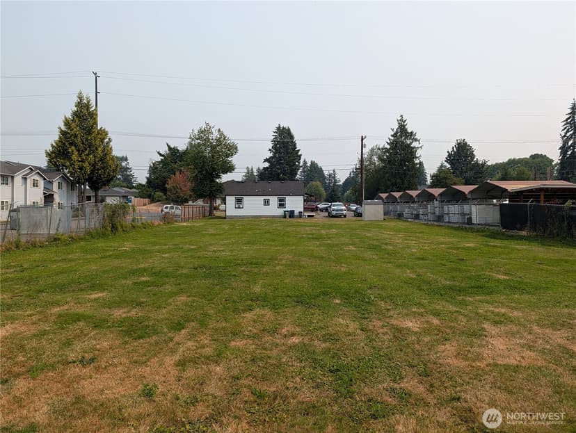 Property photo for 7828 47th Avenue NE, Marysville photo 8