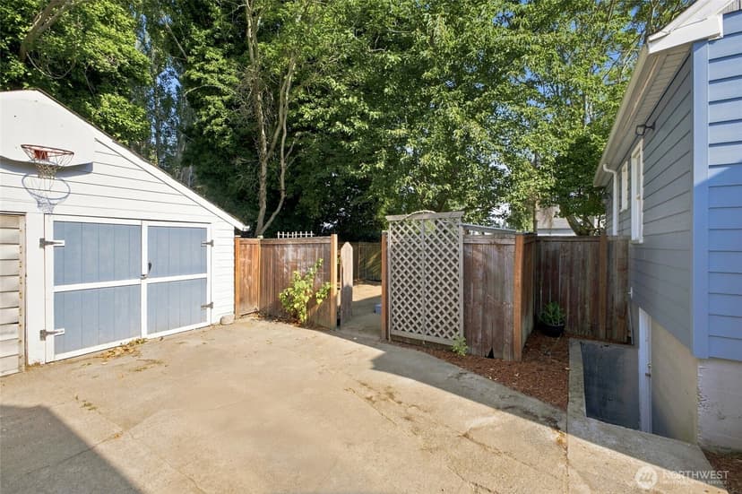Property photo for 1011 High Avenue, Bremerton photo 27
