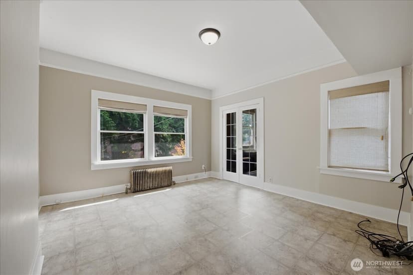 Property photo for 1532 5th Avenue W, Seattle photo 14