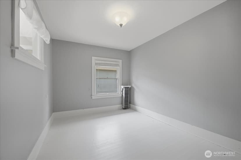 Property photo for 1532 5th Avenue W, Seattle photo 22
