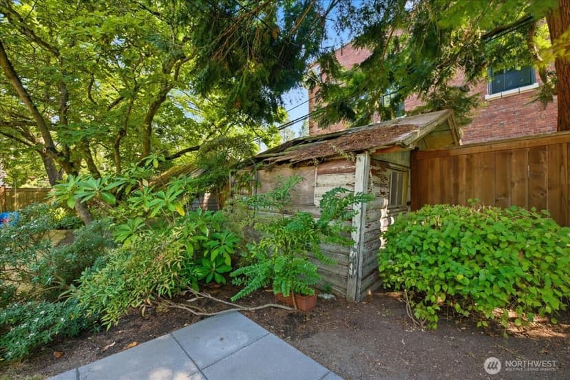 Property photo for 1532 5th Avenue W, Seattle photo 35