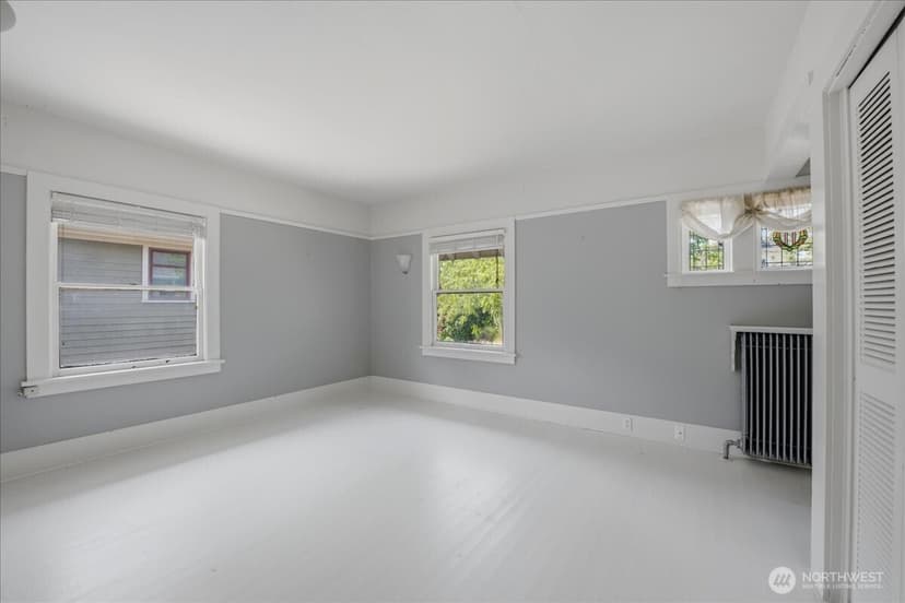 Property photo for 1532 5th Avenue W, Seattle photo 19