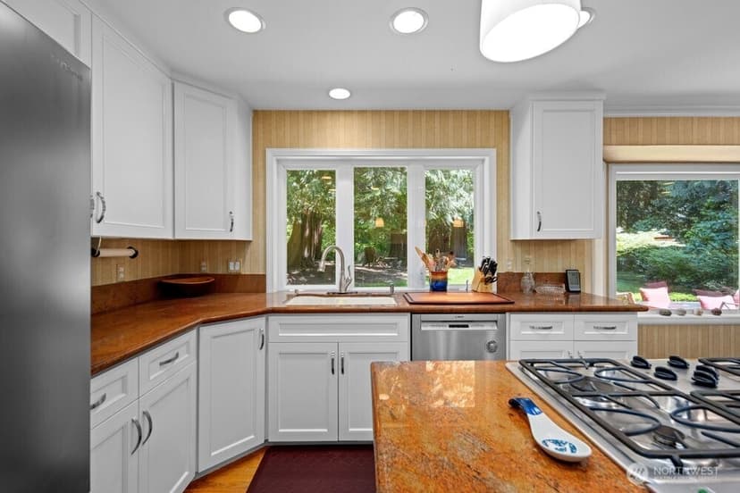 Property photo for 19710 222nd Avenue NE, Woodinville photo 14