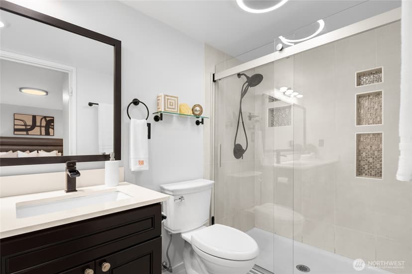 Property photo for 14651 NE 40th Street #F5, Bellevue photo 18