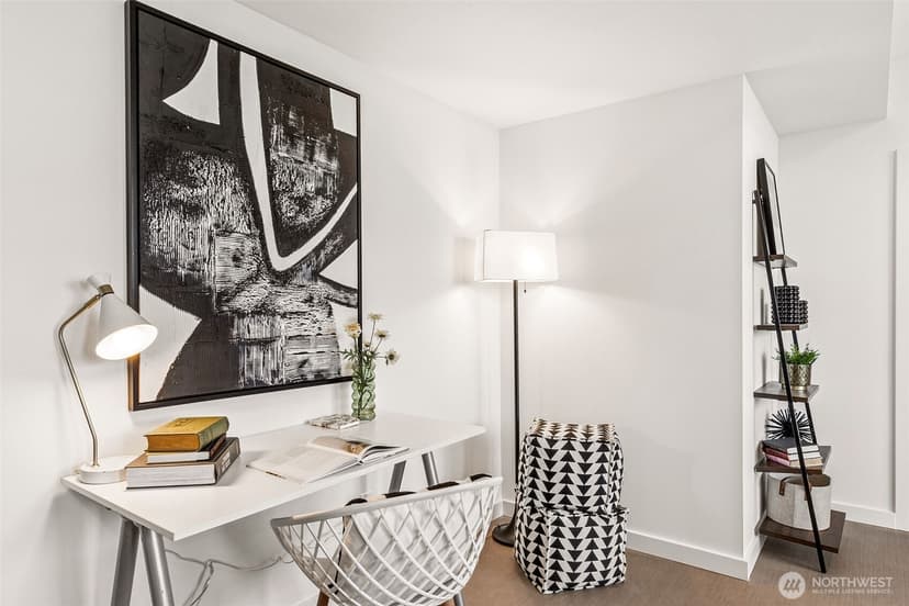 Property photo for 5819 Phinney Avenue N #305, Seattle photo 5