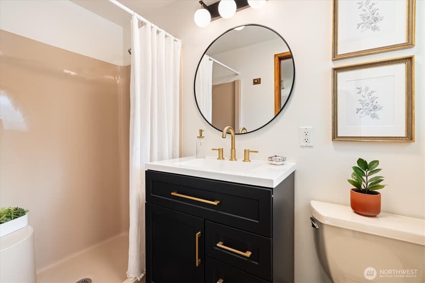 Property photo for 14053 2nd Avenue NW, Seattle photo 18