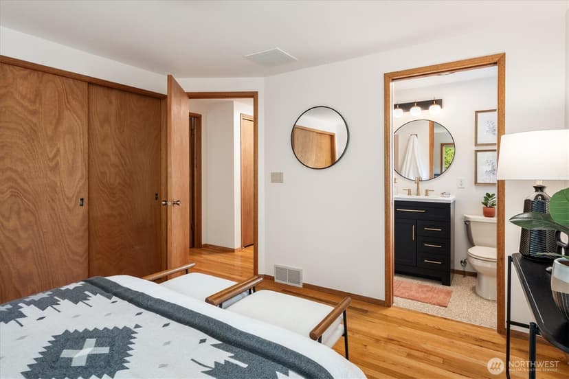 Property photo for 14053 2nd Avenue NW, Seattle photo 17