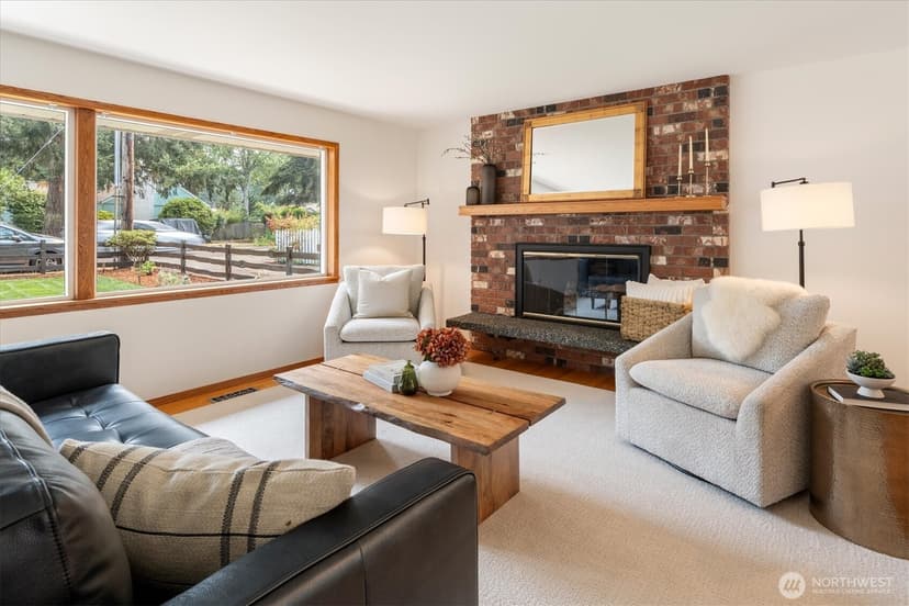 Property photo for 14053 2nd Avenue NW, Seattle photo 5