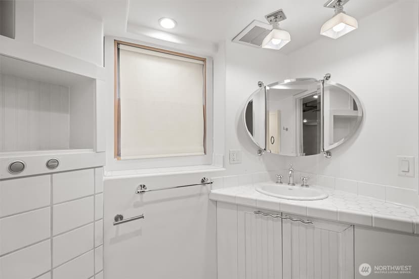 Property photo for 1417 Martin Luther King Jr Way, Seattle photo 34