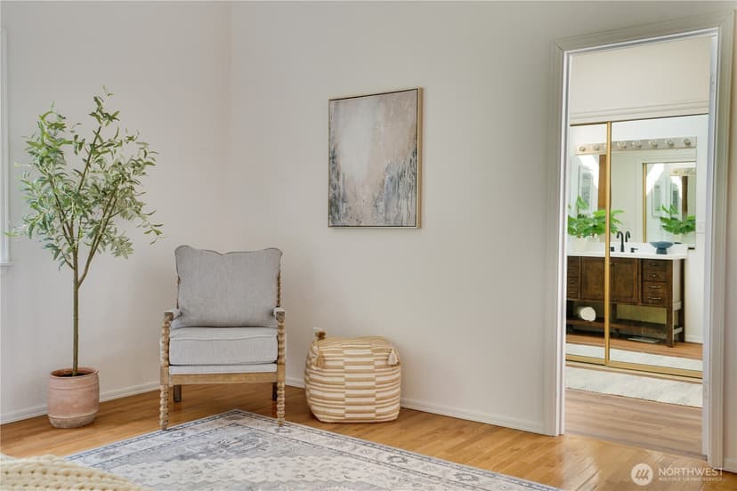 Property photo for 7009 Cameo Drive SW, Lakewood photo 19