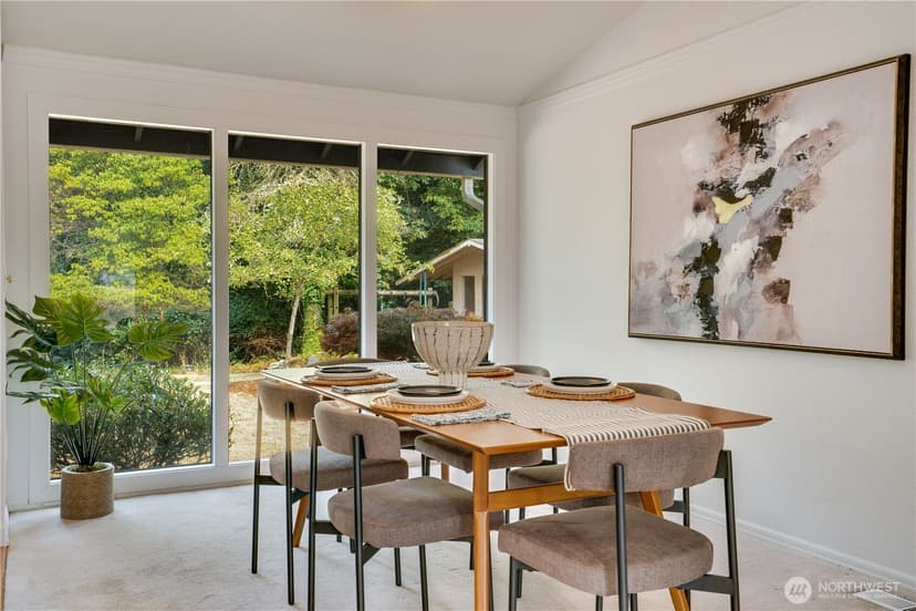 Property photo for 7009 Cameo Drive SW, Lakewood photo 6