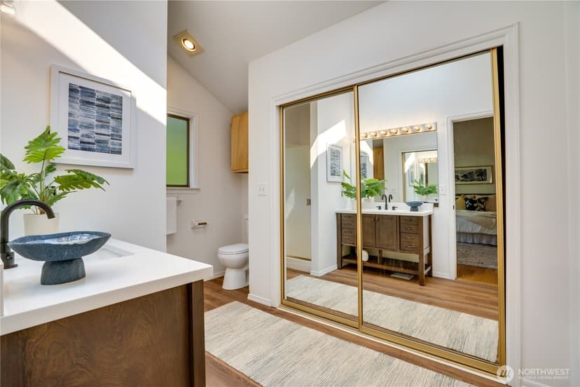 Property photo for 7009 Cameo Drive SW, Lakewood photo 21