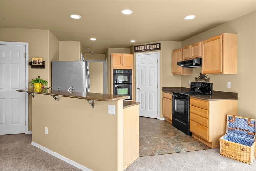 Property photo for 19529 100th Street E, Bonney Lake photo 10