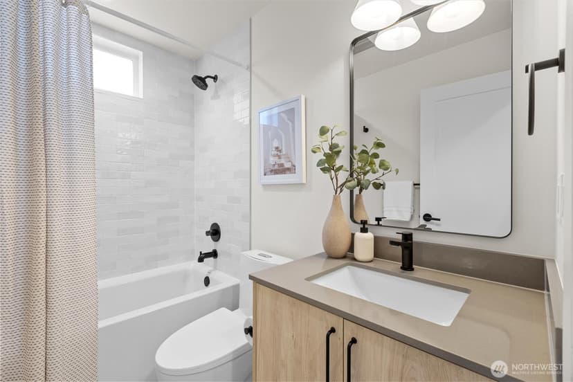 Property photo for 813 NW 63rd Street, Seattle photo 23