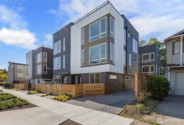 Property photo for 813 NW 63rd Street, Seattle photo 3
