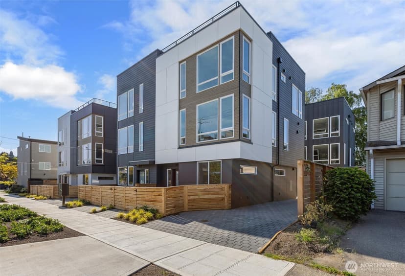 Property photo for 813 NW 63rd Street, Seattle photo 3