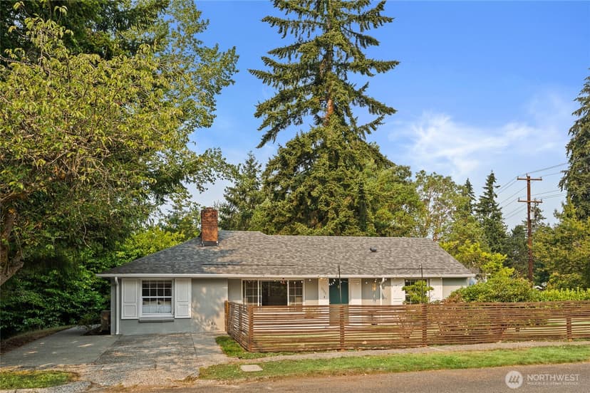 Property photo for 16563 18th Avenue NE, Shoreline