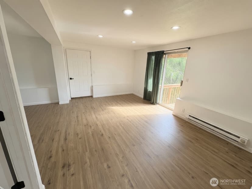 Property photo for 34418 54th Avenue S, Auburn photo 18