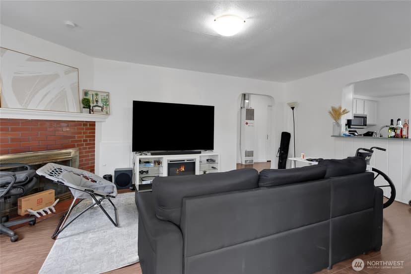 Property photo for 2107 D Street SE, Auburn photo 3