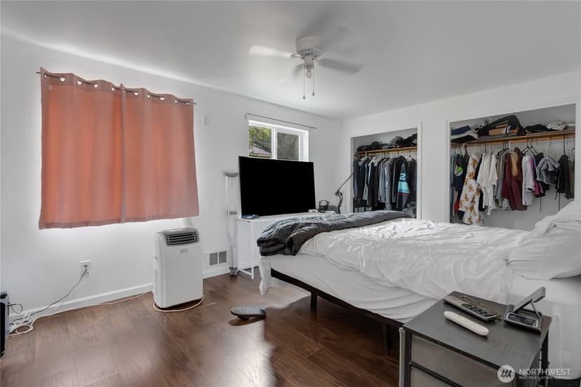 Property photo for 2107 D Street SE, Auburn photo 6