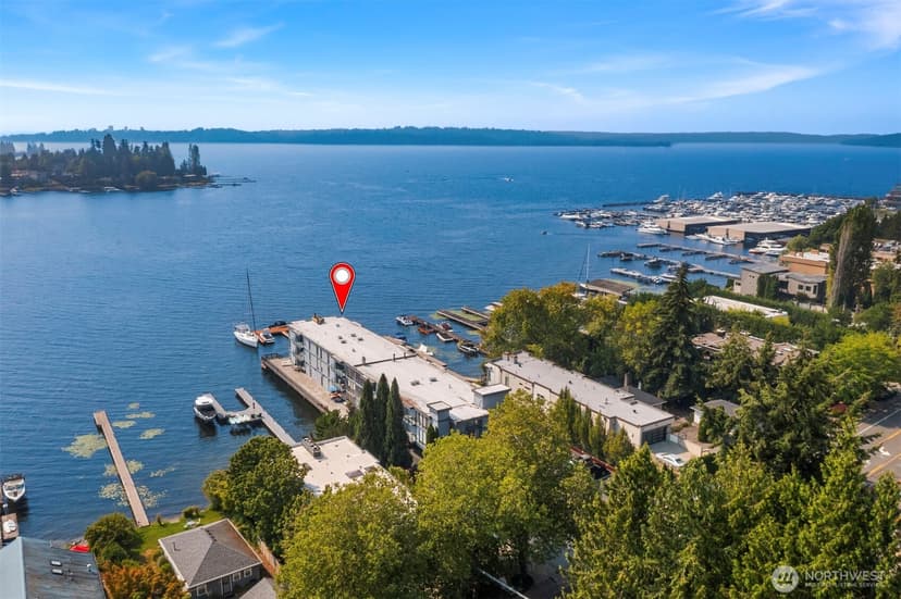 Property photo for 4561 Lake Washington Boulevard NE #201, Kirkland photo 20