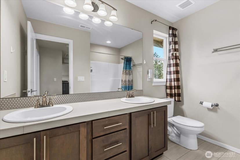 Property photo for 13751 SE 183RD Street, Renton photo 32