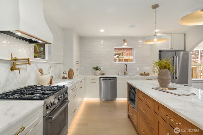 Property photo for 1919 E Eaton Place, Seattle photo 12