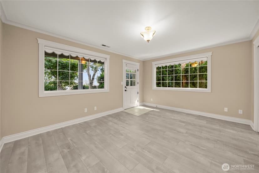 Property photo for 1202 Lansing Avenue W, Bremerton photo 24