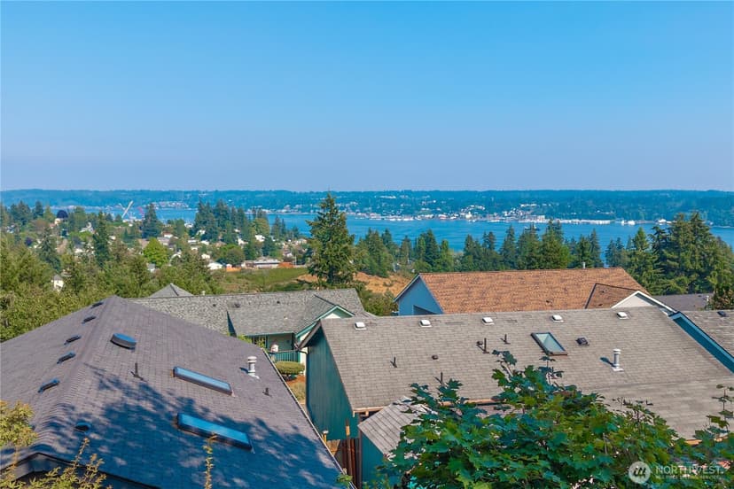 Property photo for 1202 Lansing Avenue W, Bremerton photo 35