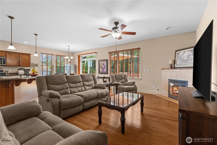 Property photo for 40 Carson Avenue SE, Port Orchard photo 11