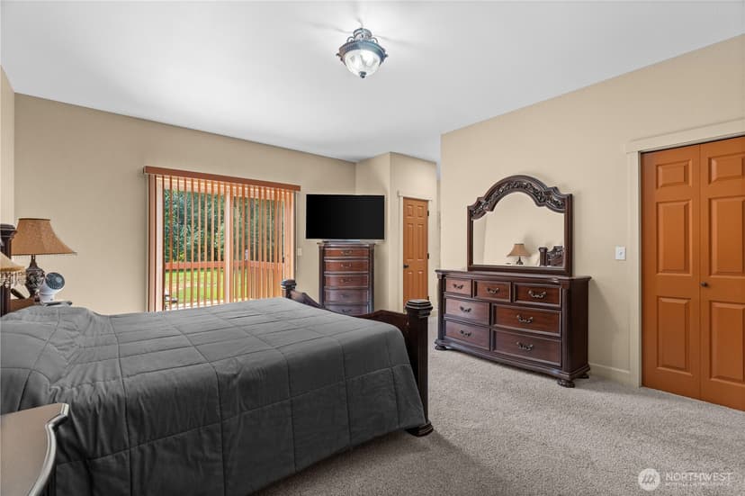 Property photo for 40 Carson Avenue SE, Port Orchard photo 18