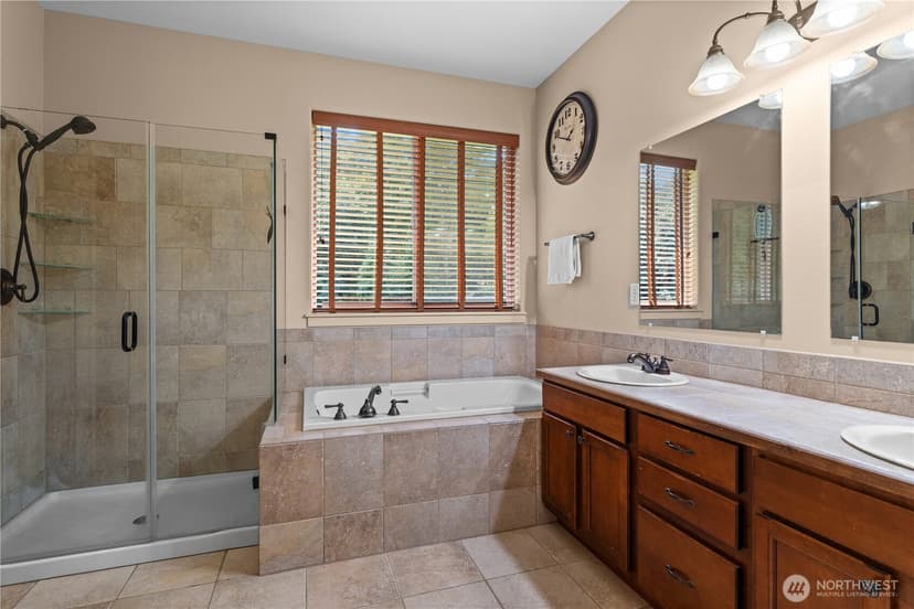 Property photo for 40 Carson Avenue SE, Port Orchard photo 22