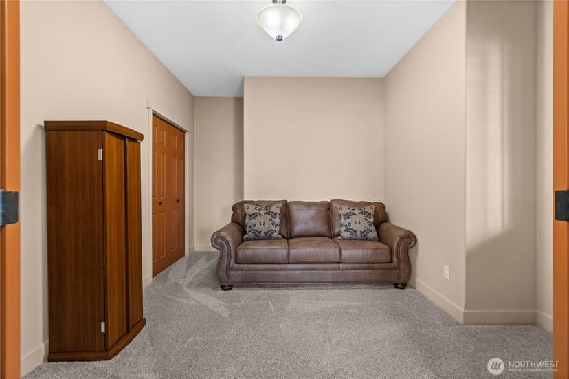 Property photo for 40 Carson Avenue SE, Port Orchard photo 28