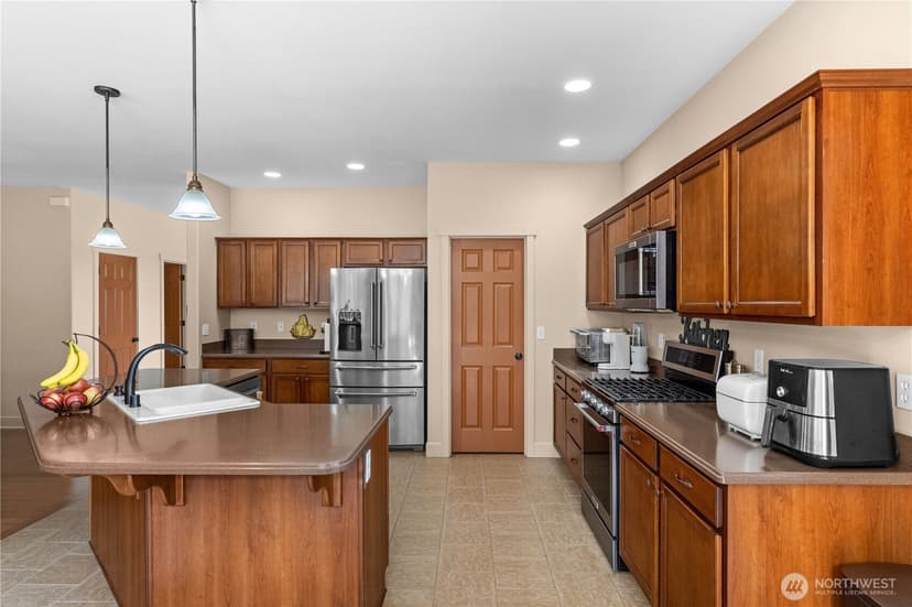Property photo for 40 Carson Avenue SE, Port Orchard photo 14