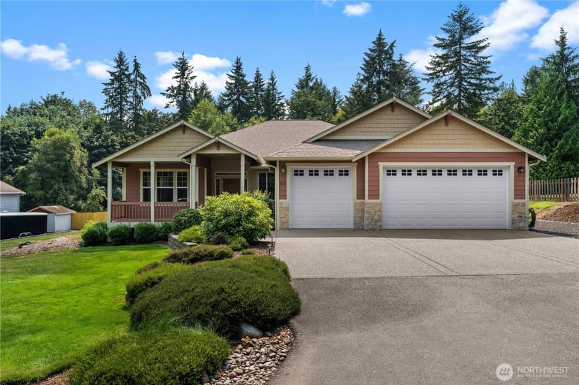 Property photo for 40 Carson Avenue SE, Port Orchard photo 2