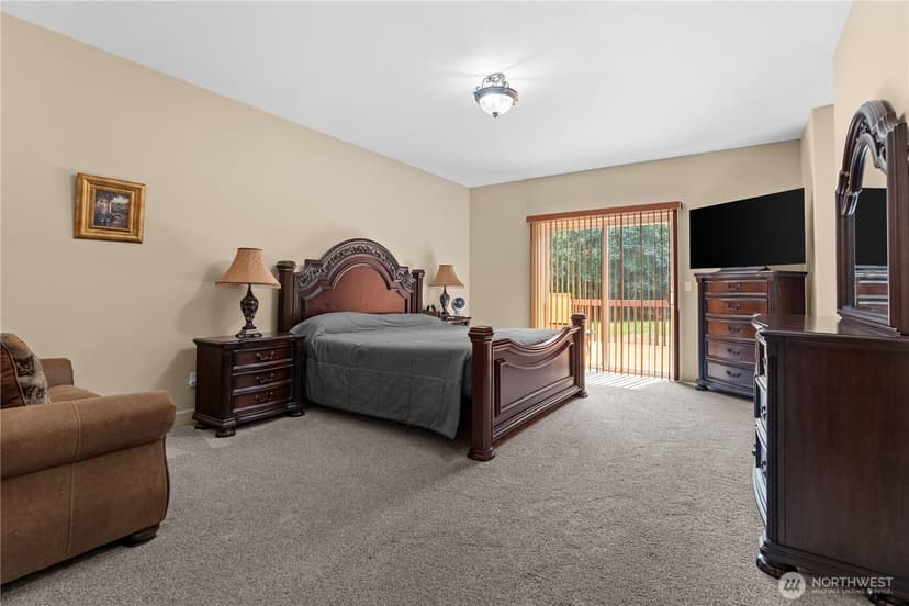Property photo for 40 Carson Avenue SE, Port Orchard photo 17