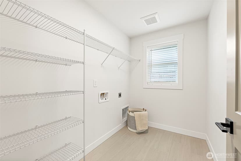 Property photo for 1238 9th Street SW, Puyallup photo 24