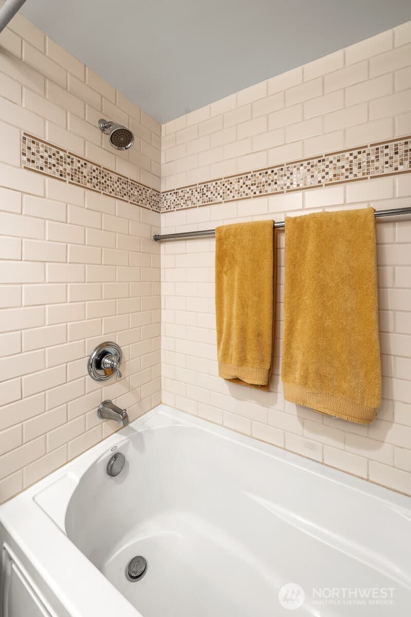 Property photo for 2360 43rd Avenue E #302, Seattle photo 14