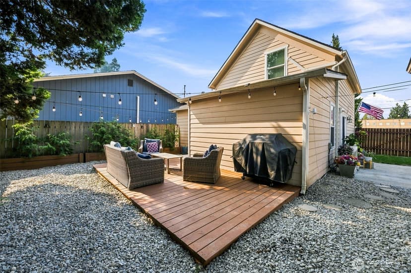 Property photo for 430 2nd Avenue NE, Puyallup photo 23