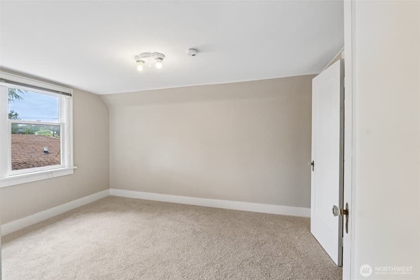 Property photo for 150 NW 84th Street, Seattle photo 19