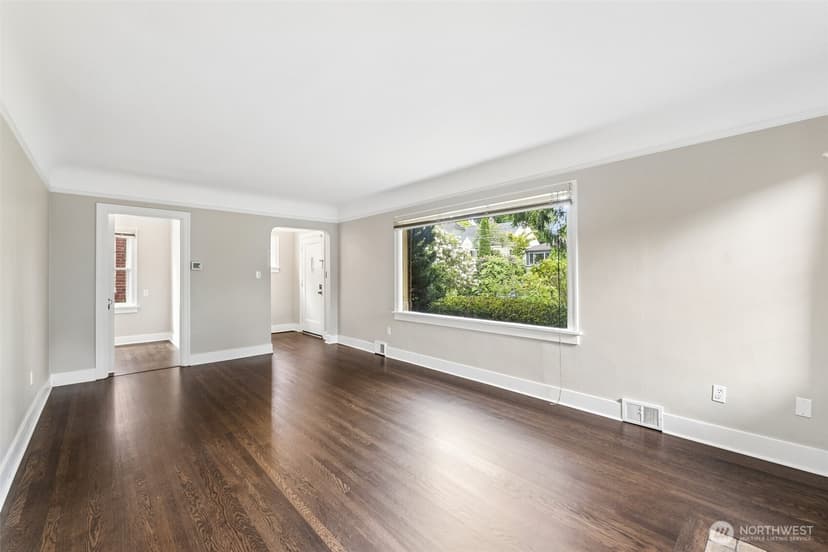 Property photo for 150 NW 84th Street, Seattle photo 6
