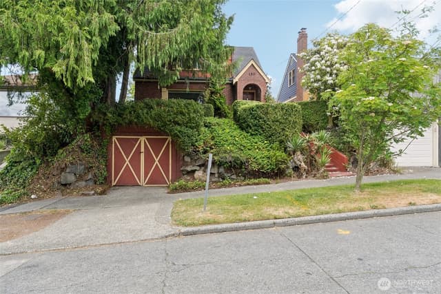 Property photo for 150 NW 84th Street, Seattle