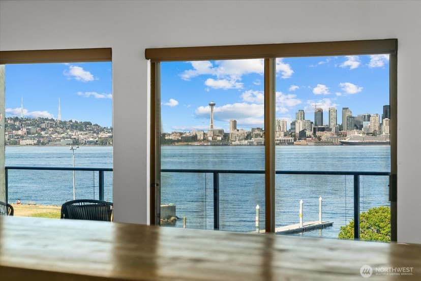 Property photo for 1301 Harbor Avenue SW #310, Seattle photo 28